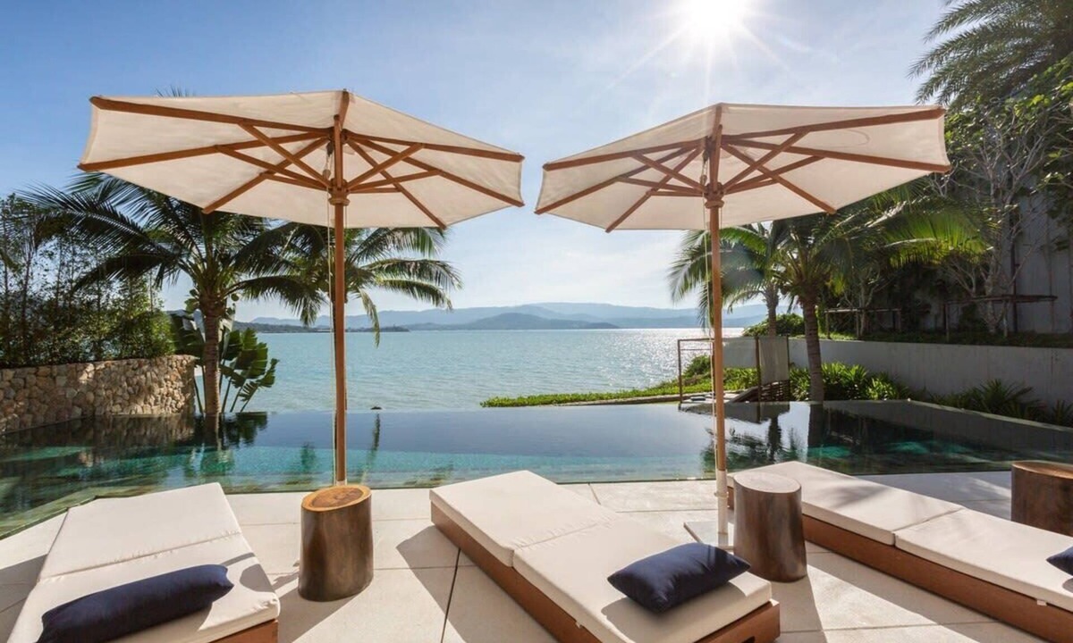Moo 5 Villa | Solaris 3-bedroom Beachfront Villa in Koh Samui