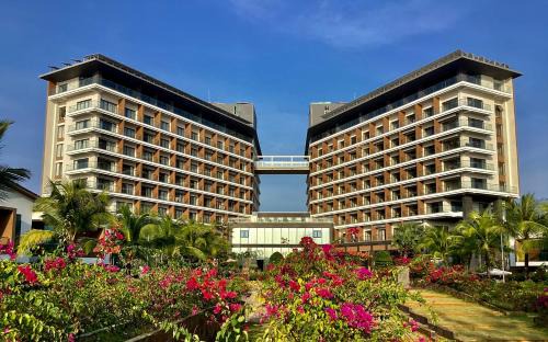Duong To Hotel | Sonaga Luxury Villas & Penthouse with Waterpark