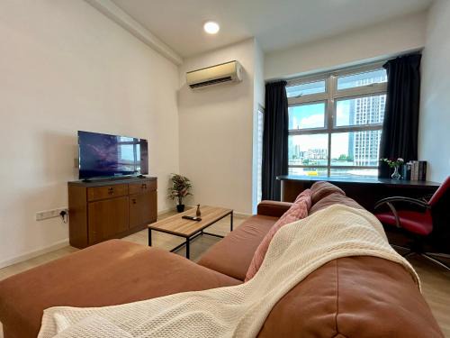 Dataran Sunway Apartment | Spacious 10 Pax Suite l Kota Damansara MRT & Mall