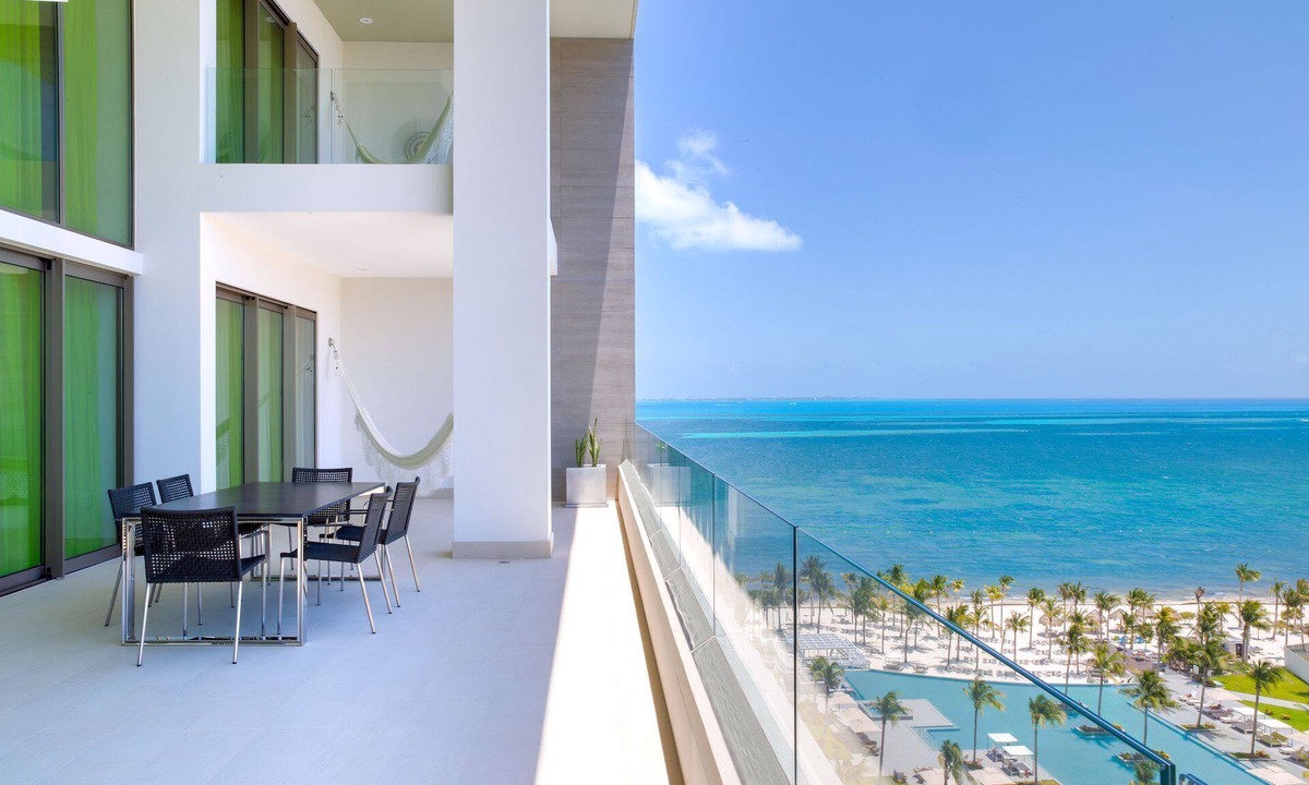 Playa Mujeres Apartment | Spacious 3-bedroom apartment in beautiful Cancún with AC and gym