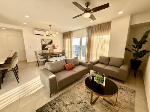 Hermosillo Apartment | Spacious Central Apartment, Pool & Gym, Group Friendly
