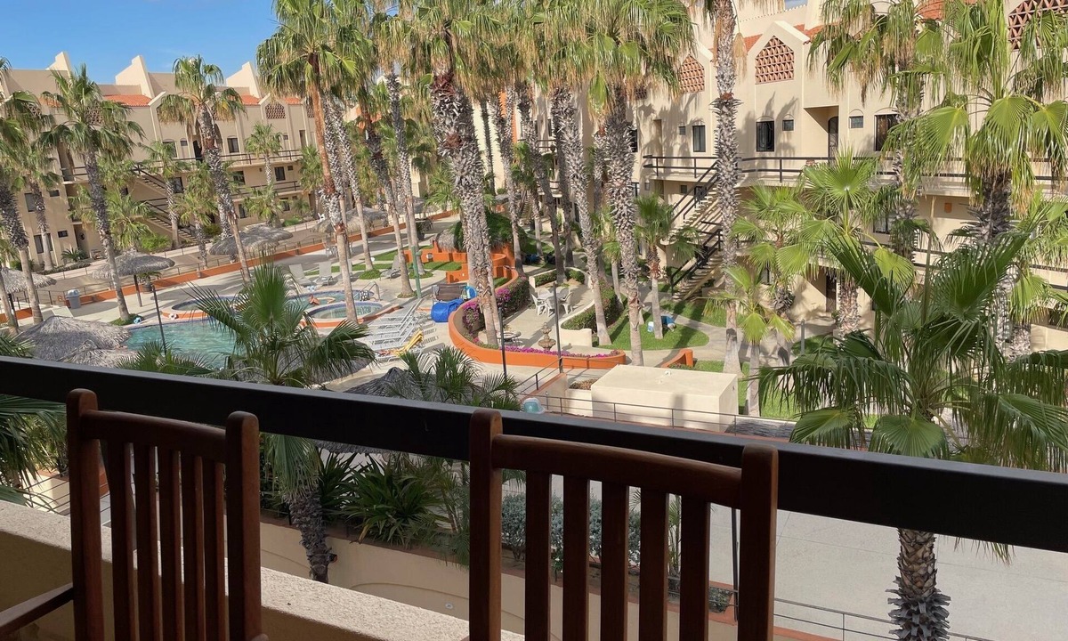 Campo de Golf Fonatur Condo | Spectacular Penthouse condo with resort style amenities steps from the beach