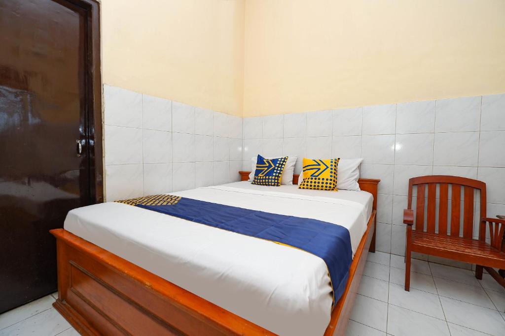 Laweyan Hotel | SPOT ON 2011 Hotel Mekar Sari