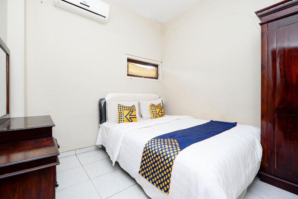Jepara Hotel | SPOT ON 2414 Homestay Potroyudan Syariah