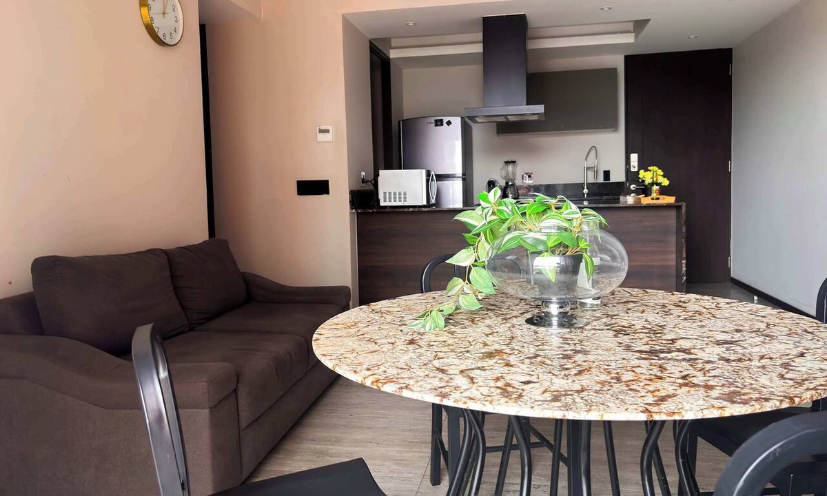 Zona Minerva House | Stay Close to Guadalajara's Best Spots