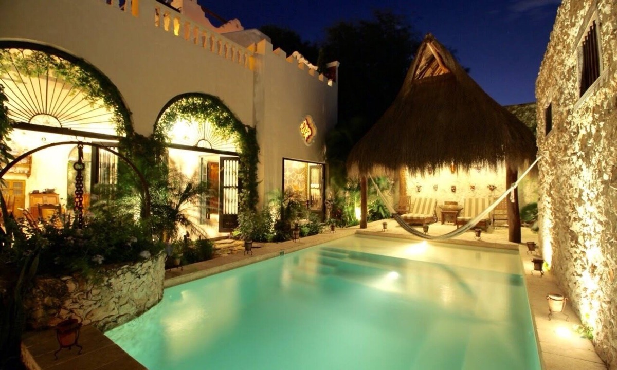 Centro House | Stay in Mérida's Grand Colonial Mansion w/Private Pool