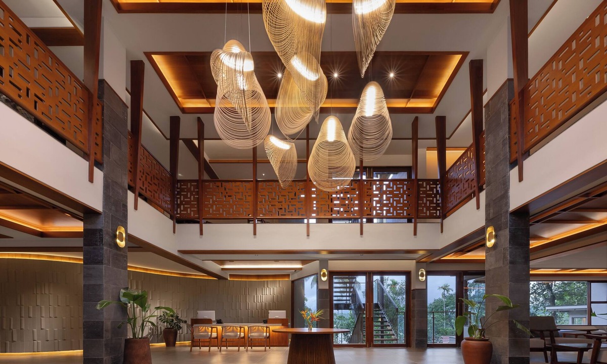 Meppadi Resort | Sterling Lontano Waterfront Wayanad