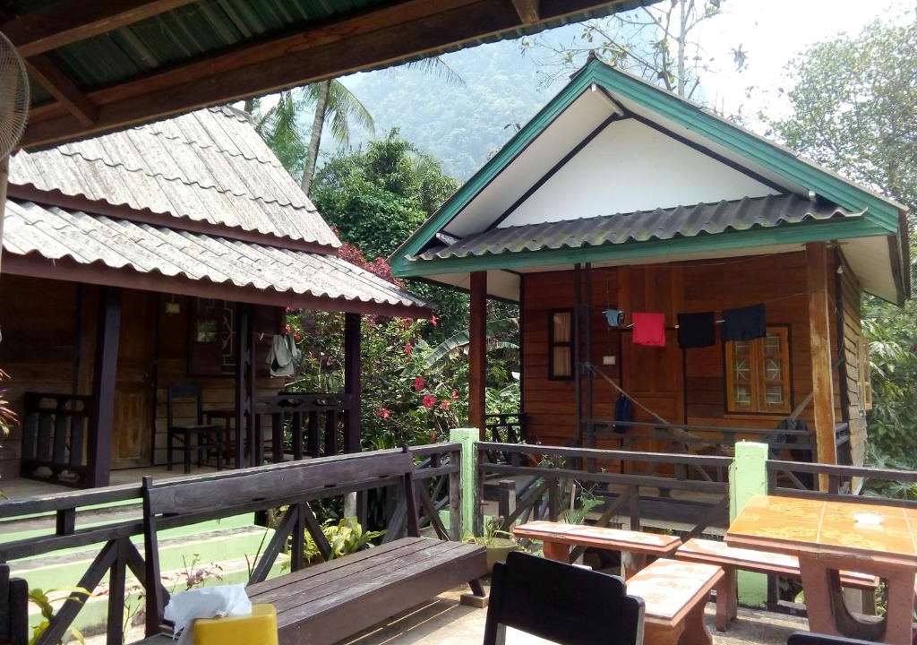 Muang Ngoi Neua Hotel | SuanPhao Guesthouse