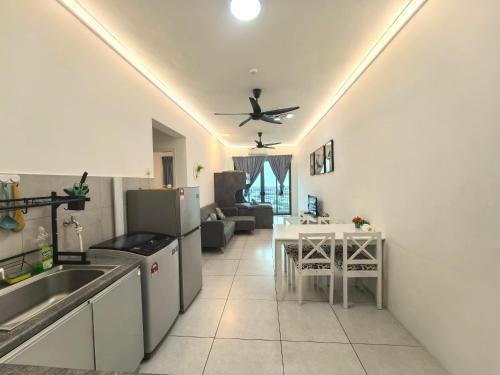Kampung Masjid Timah Apartment | Summer Cozy Big Studio