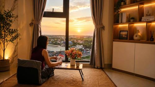 Phu Ly Apartment | Sun Urban Art Residence Nature View