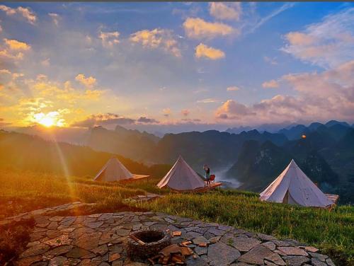 Dong Van Apartment | Sunrise Camping Lung Cu Ha Giang