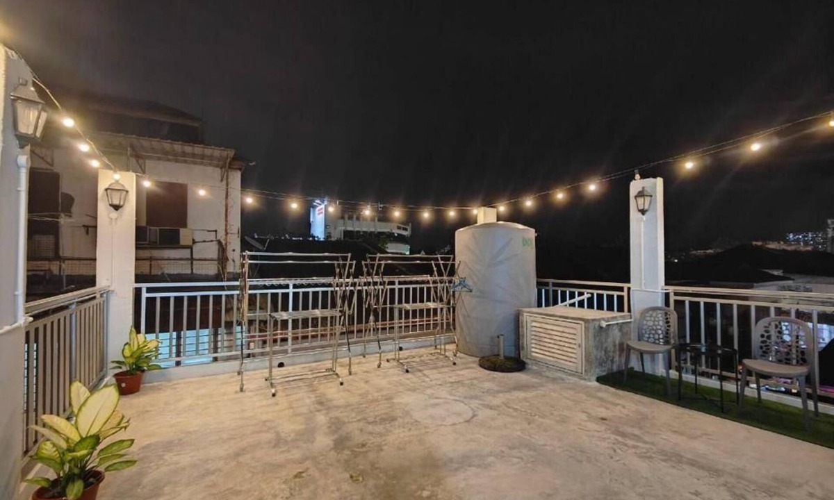 Historic George Town Hotel | Sunshine House