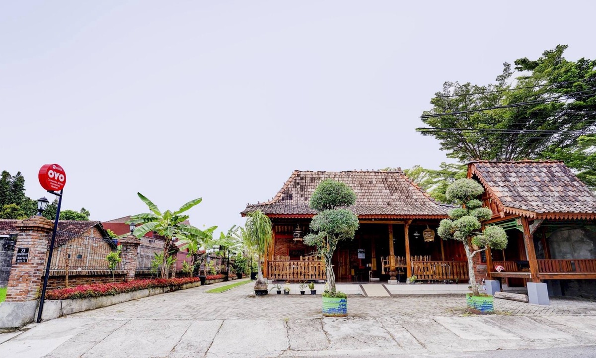 Bantul Hotel | SUPER OYO Collection O 90265 Cempoko Mulyo Homestay Syariah
