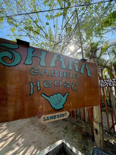Pantai Tengah House | Surf house langkawi