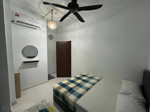 Bandar Puncak Alam House | Sweet Roses Homestay- Free WiFi, Nearby UiTM