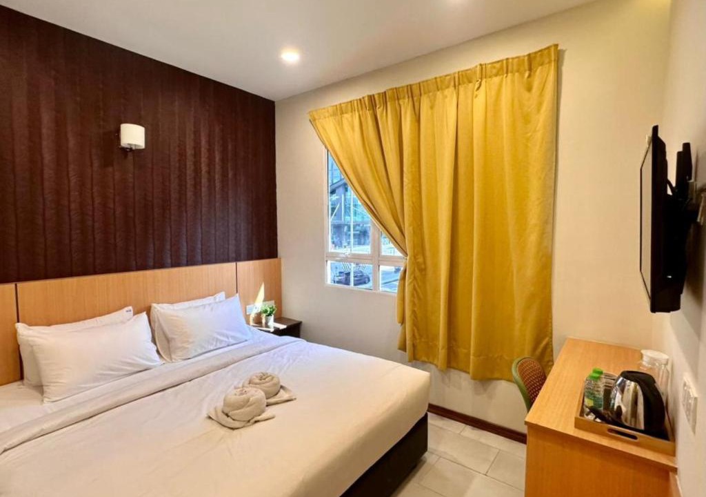 Imbi Hotel | Swing & Pillows - Imbi Bukit Bintang