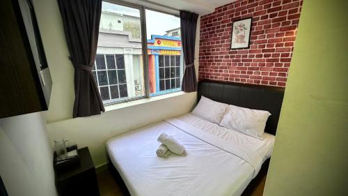 Pekeliling Hotel | Swing & Pillows - Sentul Titiwangsa