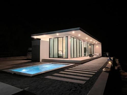 Mai Rut Villa | Take To Time