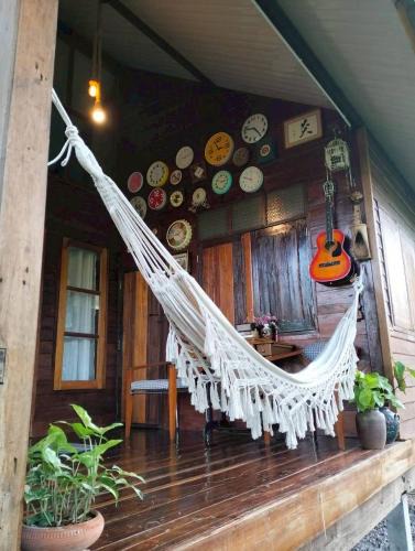 Sai Yok House | Tamarind nest
