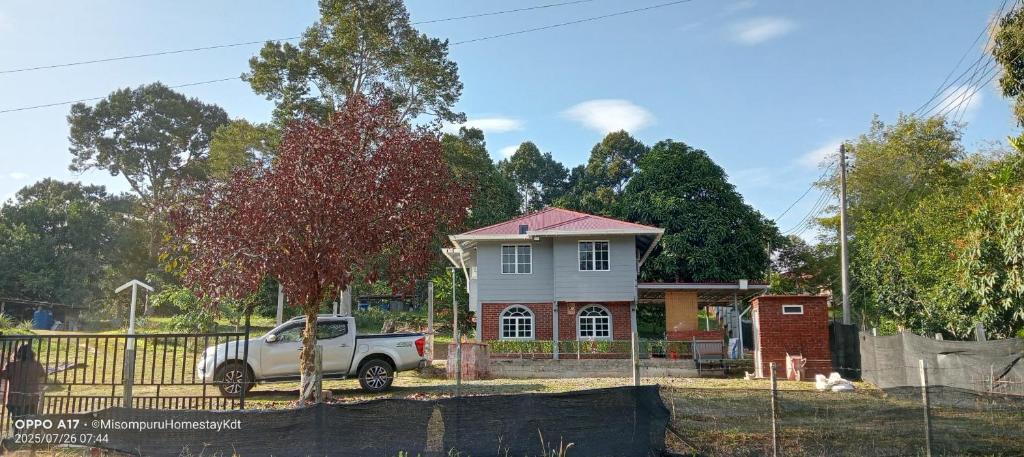 Gua House | Tambunan Laminku Farmstay Geliung