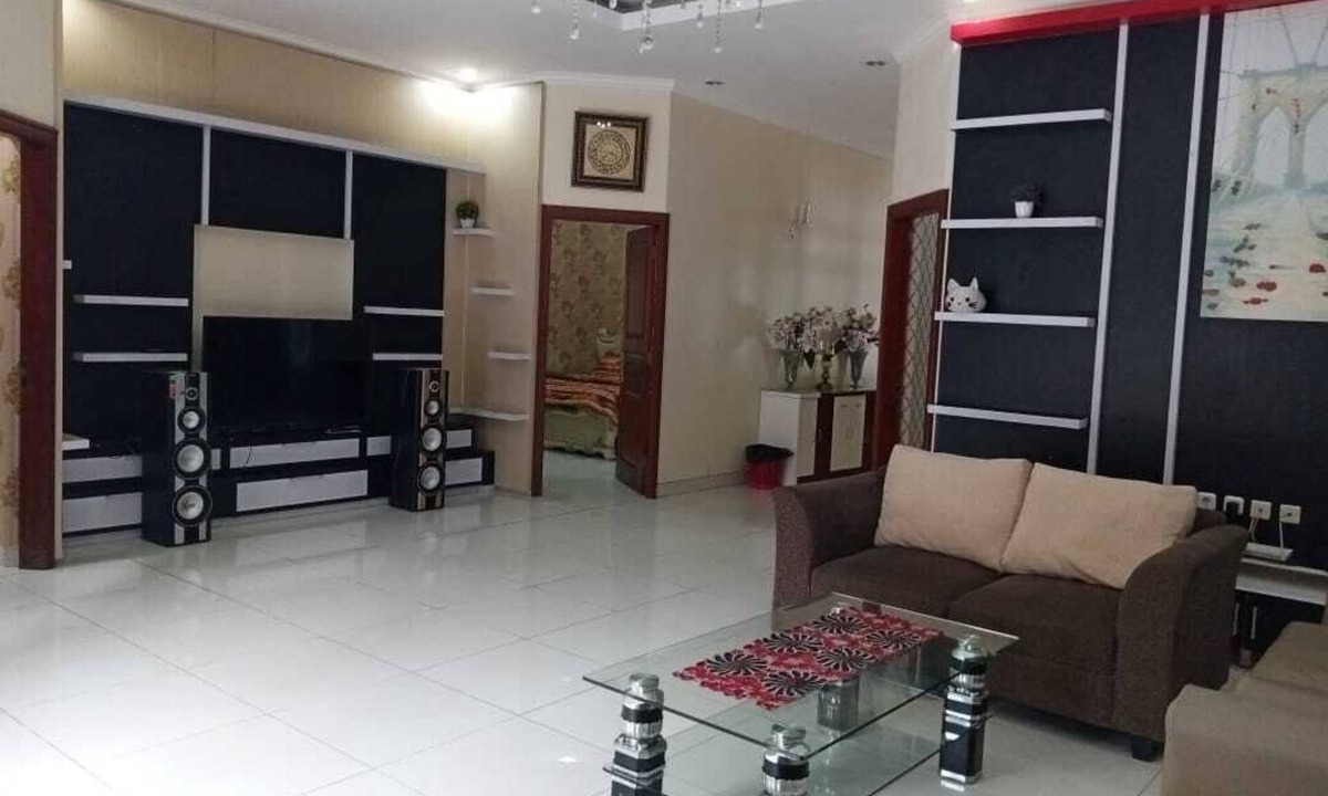 Ciloto Villa | Terletak secara menarik di distrik Cisarua di Cisarua