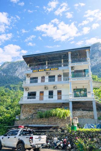 Nam Mau Hotel | Thư Nhạc Motel Ba Bể