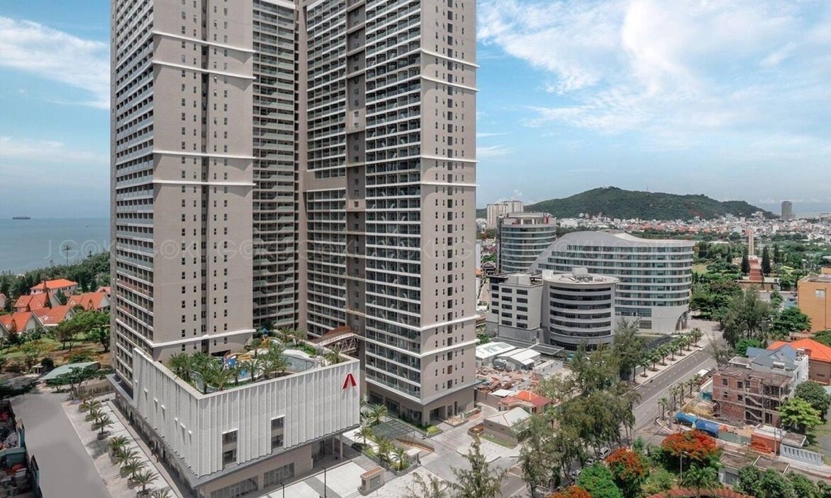 Thang Tam Hotel | The apartment has full amenities such as , especially very close to the beach