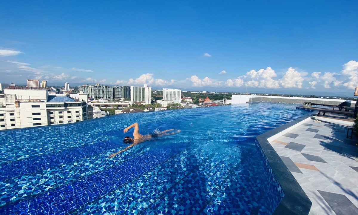 Chang Khlan Condo | The Astra Sky River｜Luxury Suite/Soft King BED｜150m rooftop infinity pool