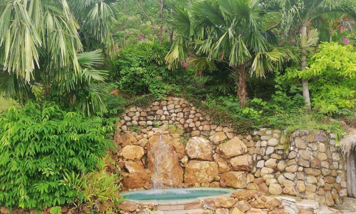 Krong Kaeb Hotel | The Beach House
