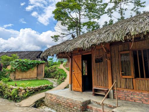 Sa Pa Ski Chalet | The Happy Happy Bungalow of Happiness!