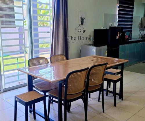 Pulau Indah House | The Home Homestay Pulau Indah