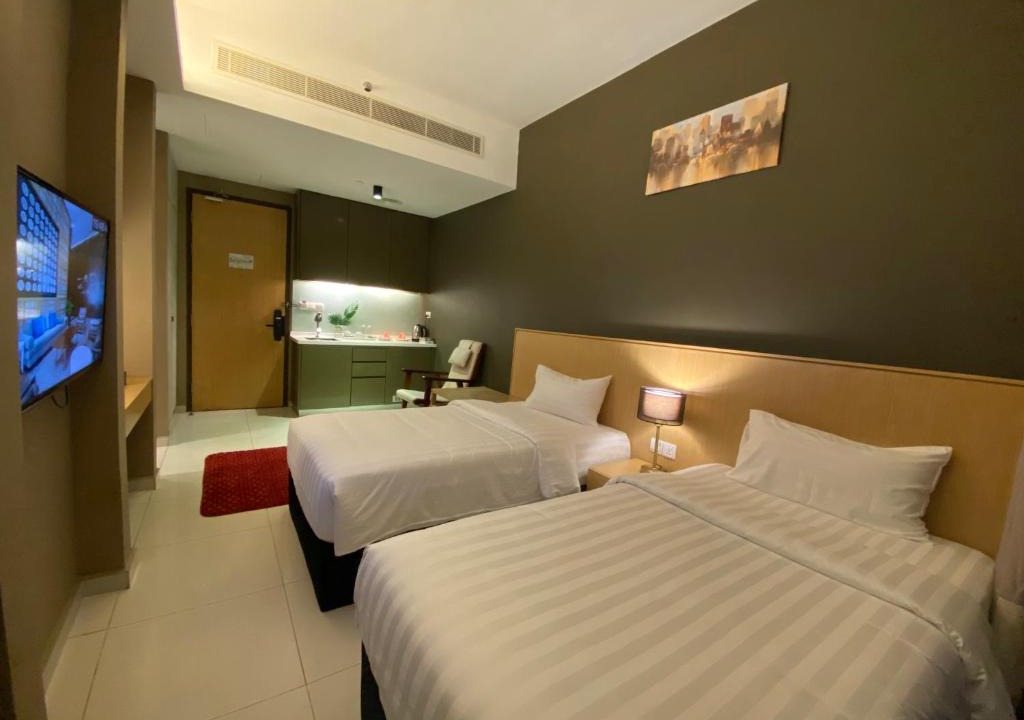Tanjong Bidara Apartment | The Honeymoon Haven - 99 Residences