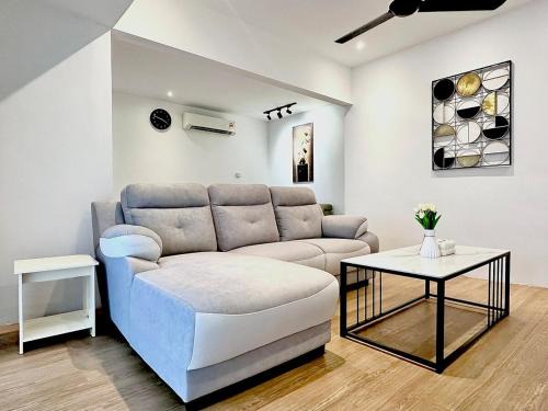 Central Seberang Perai House | The Minimalist Luxe ` 4Room 10Pax ` Bukit Mertajam