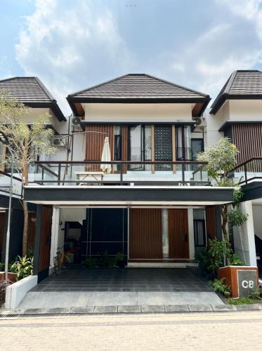 Depok Villa | The Nook by Benih