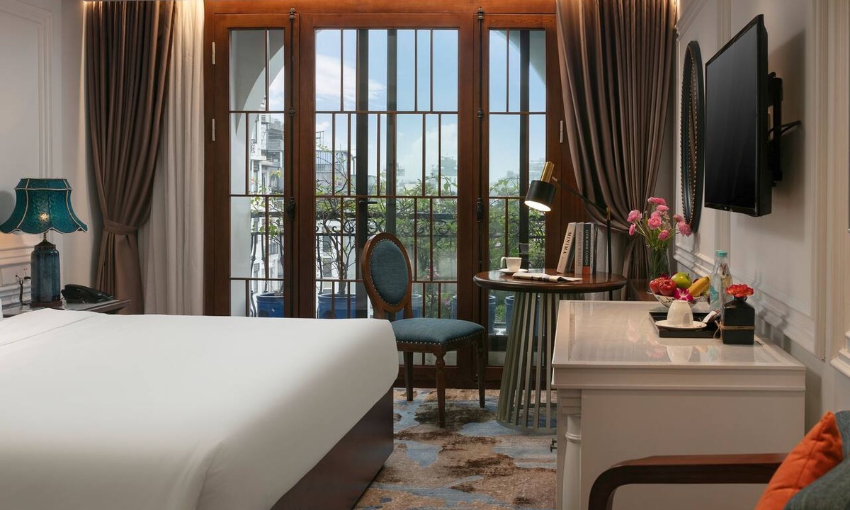 Hang Trong Hotel | The Oriental Jade Hotel