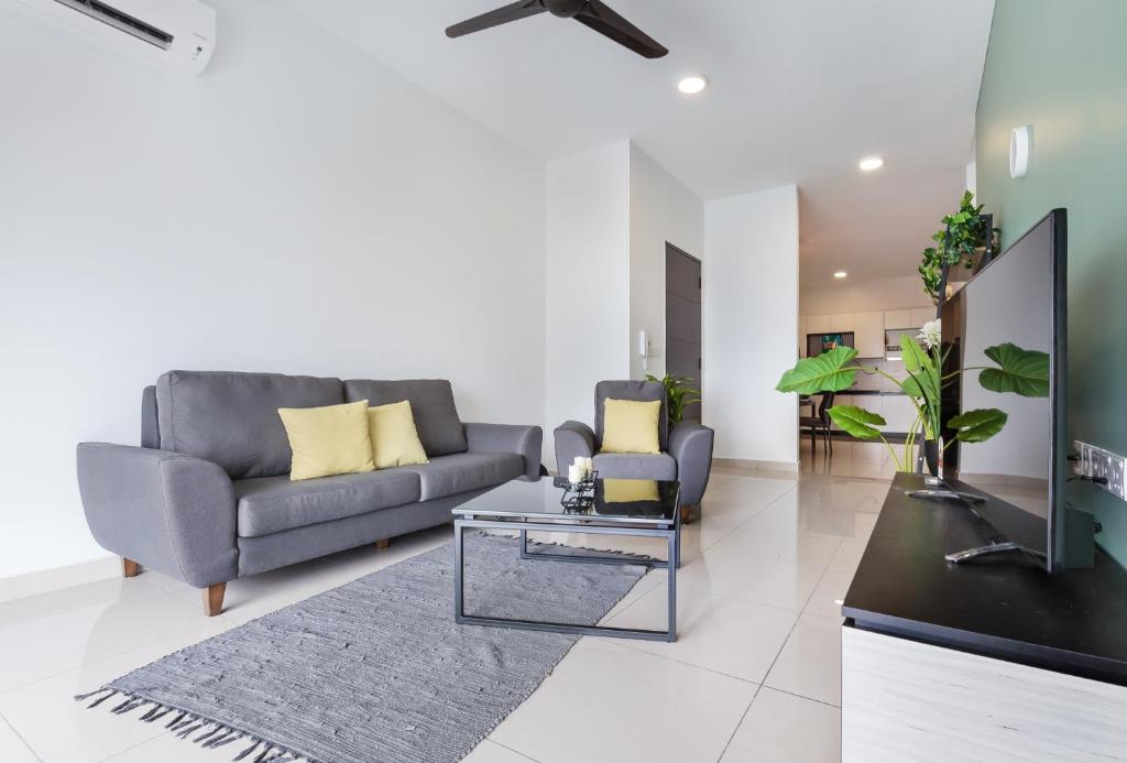 Taman Abad Apartment | The Pinnacle Tower