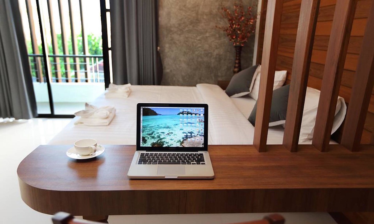 Kho Hong Hotel | The Restique Apartment