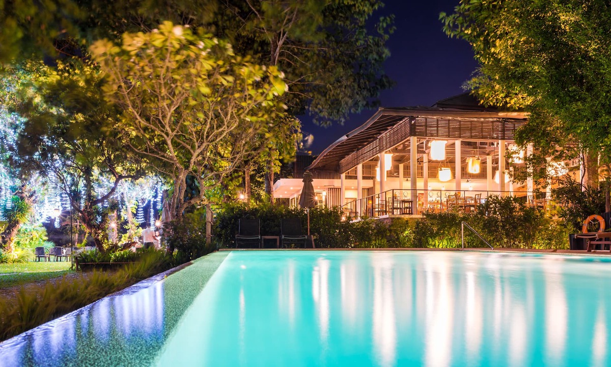Champasak Hotel | The River Resort