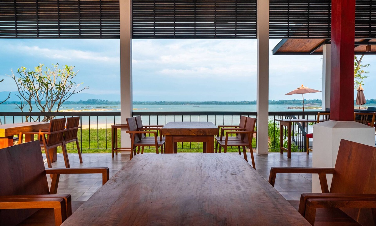 Champasak Hotel | The Riviera Champasak