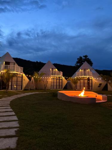 Chum Kiri Resort | The Safari Resort Kampot
