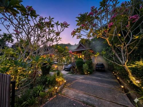 Pantai Tengah Bed & Breakfast | The Sanctuary Villa Teratai