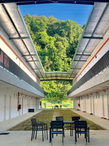 Pantai Tengah Hostel | The Sassy House