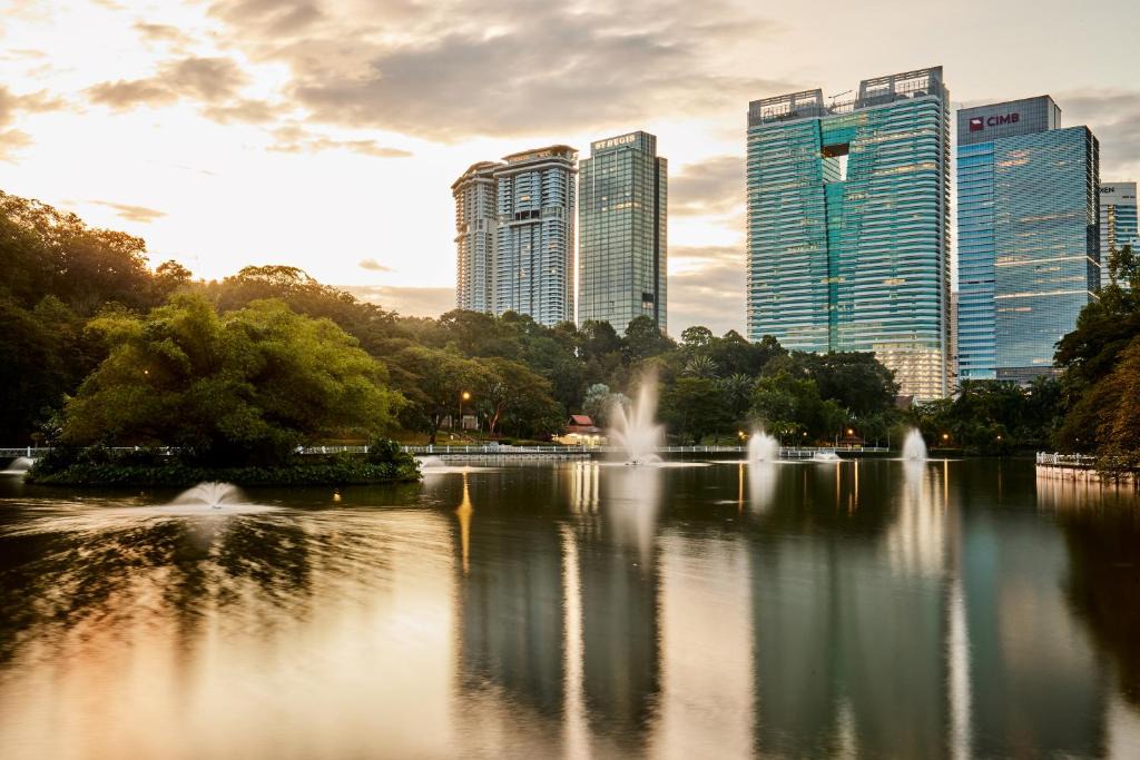 Kuala Lumpur Hotel | The St. Regis Kuala Lumpur