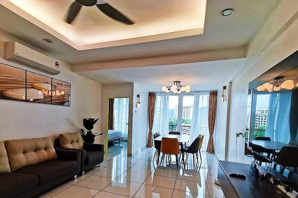 Kampung Pokok Asam Apartment | THE SUNDAVILLE SUITE - EXQUISITE 3 BEDROOMS*8PAX*