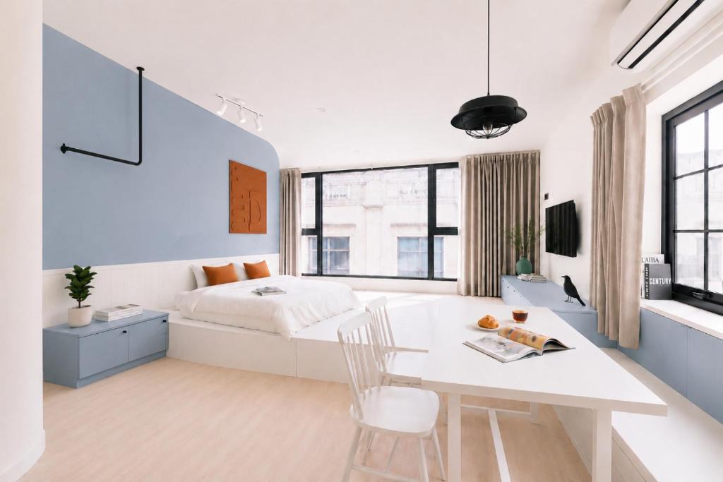 Thanh Nhan Apartment | The Urbanist - Hanoi Pool Oasis