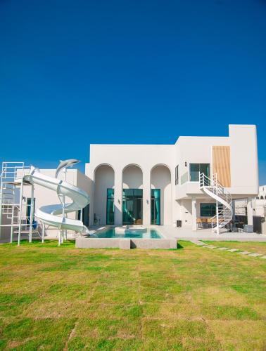 Cha-am House | The Woofington Pet Friendly Pool Villa