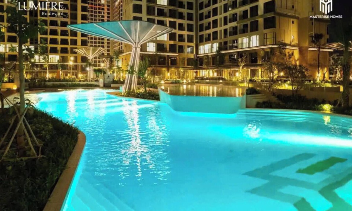 District 9 Apartment | This stylish place to stay is perfect for business or couple, friendship trips.