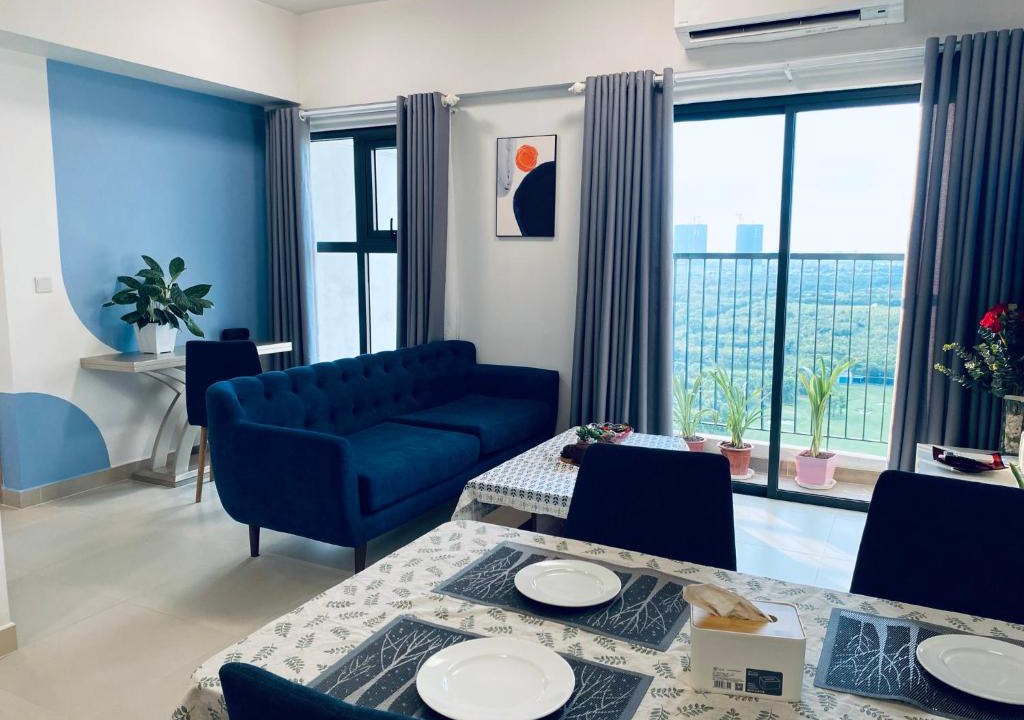 Van Giang Apartment | THOC Ecopark Blue home-2012A with Golf course view