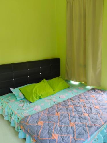 Tanah Merah House | Tiny House WH Homestay Pasir Mas Tanah Merah Rantau Panjang