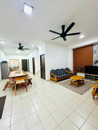 Tawau House | Triple H Homestay Tawau